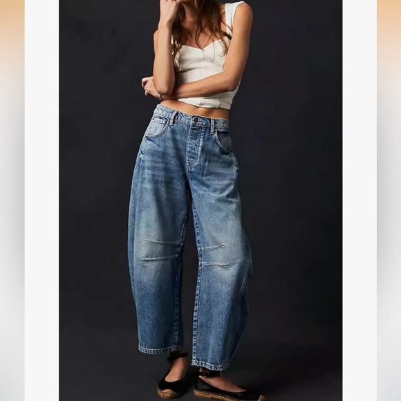 Denim - Women's Blue Relaxed Barrel leg jeans. NWOT. Size Large.